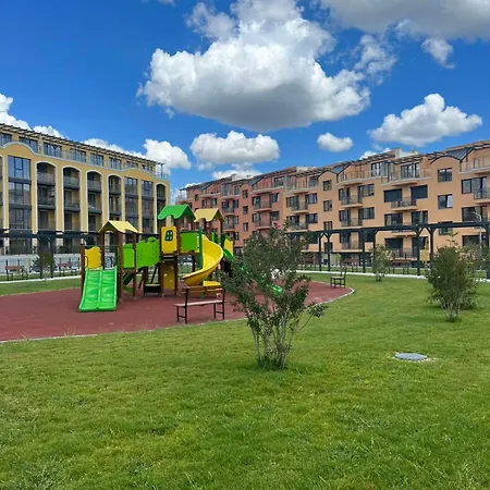 Bella Breeze - Free Parking By Rv Apartamento Varna